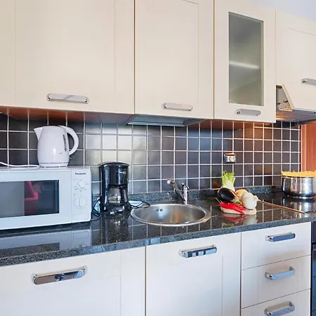 1-bedroom Posto Acquaseria