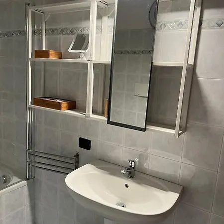 1-bedroom Posto Apartment *